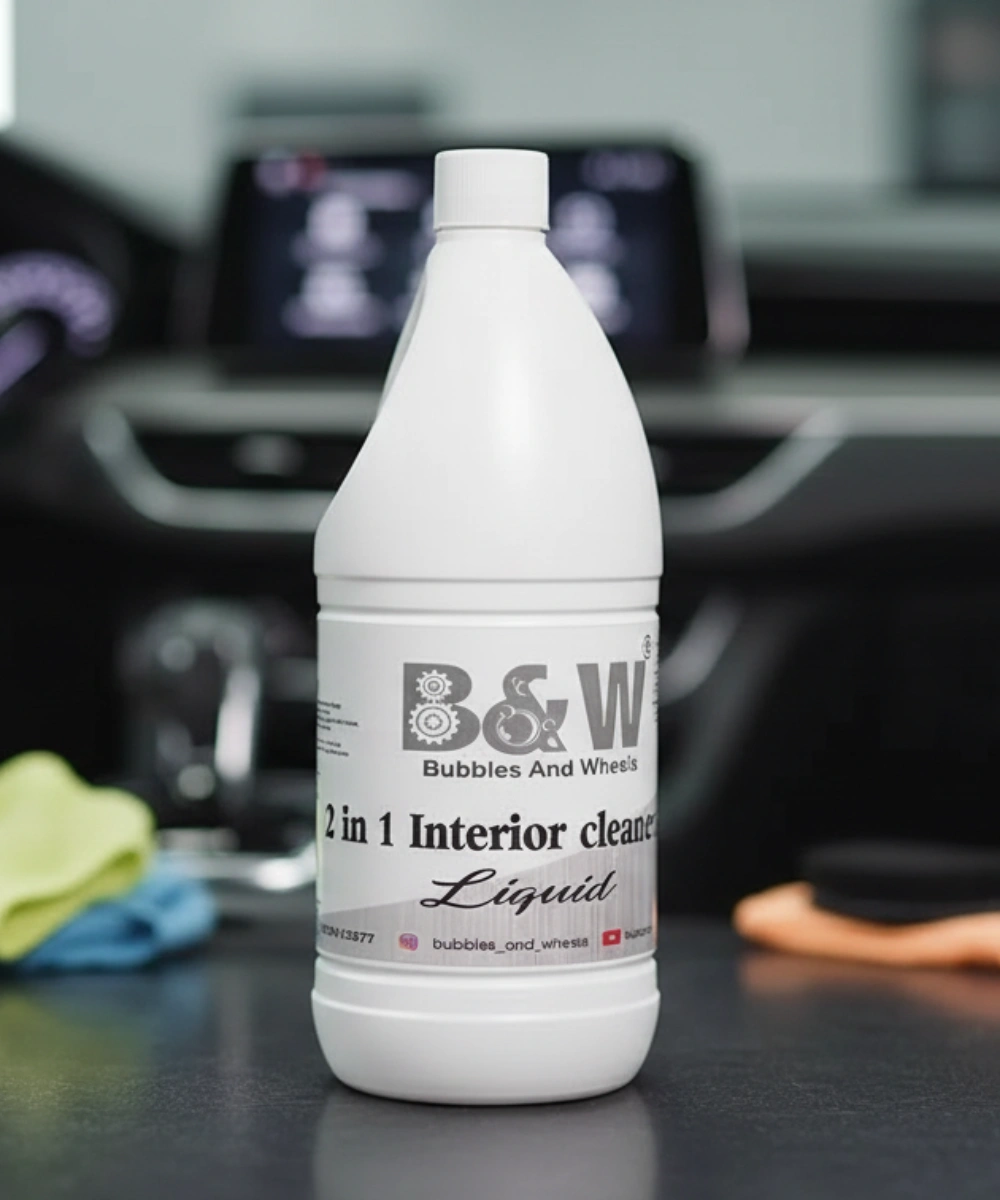 B&W 2-in-1 Interior Cleaning Liquid 1Kg - Image 3